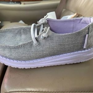 Toddler size 11 hey dude like new